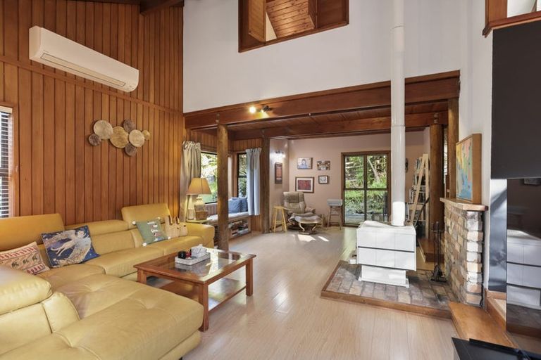 Photo of property in 8 Selwyn Avenue, Glen Eden, Auckland, 0602