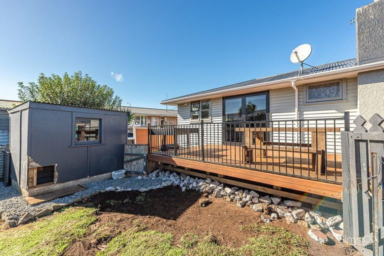 Photo of property in 12 Durham Road, Springvale, Whanganui, 4501