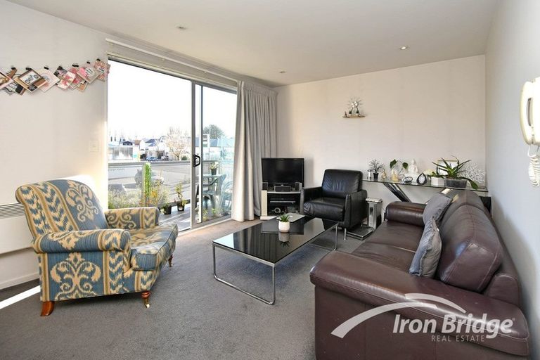 Photo of property in 10/318 Barbadoes Street, Christchurch Central, Christchurch, 8011