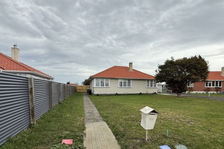 Photo of property in 1016 Pukatea Street, Saint Leonards, Hastings, 4120