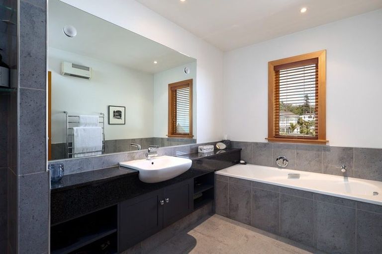 Photo of property in 395 Wakefield Quay, Stepneyville, Nelson, 7010