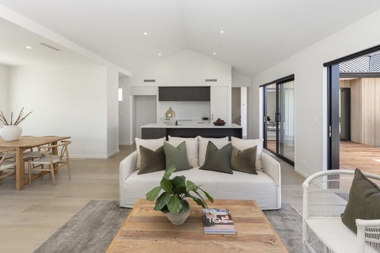 Photo of property in 53 Redbrook Road, Casebrook, Christchurch, 8051