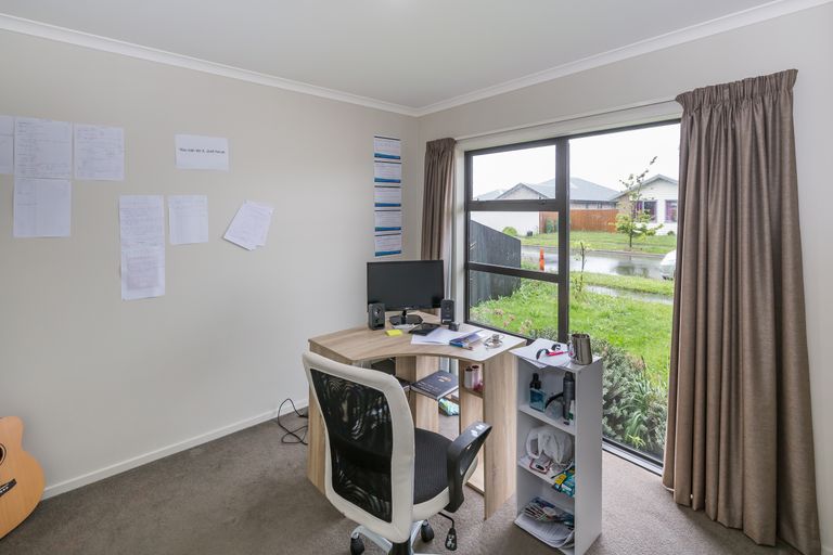 Photo of property in 35 Maclaren Road, Wigram, Christchurch, 8042