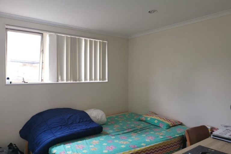 Photo of property in 14 Nykki Place, Papakura, 2110