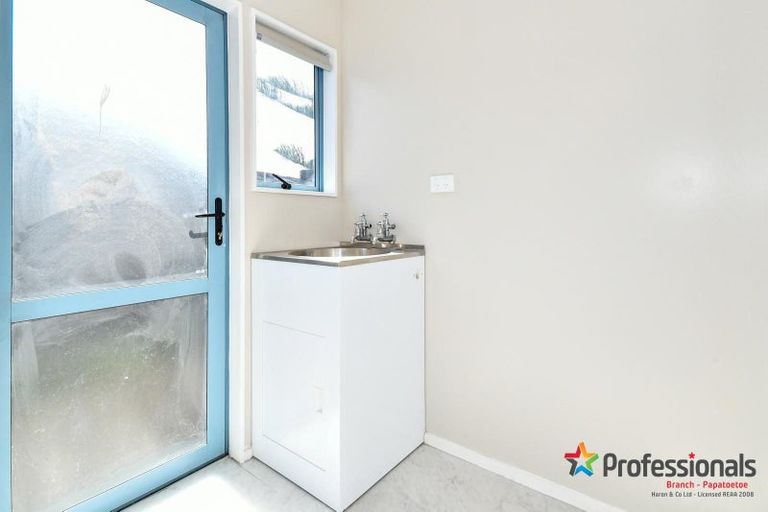 Photo of property in 22 Caringbah Drive, Papatoetoe, Auckland, 2025