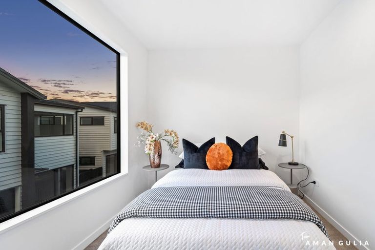 Photo of property in 7e Poto Street, Te Atatu South, Auckland, 0610