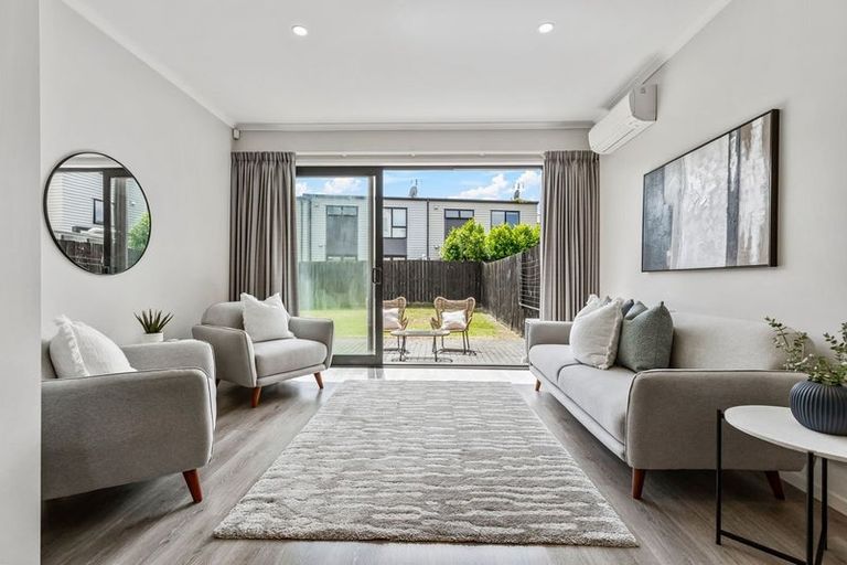 Photo of property in 7/6 Onekiritea Road, Hobsonville, Auckland, 0616