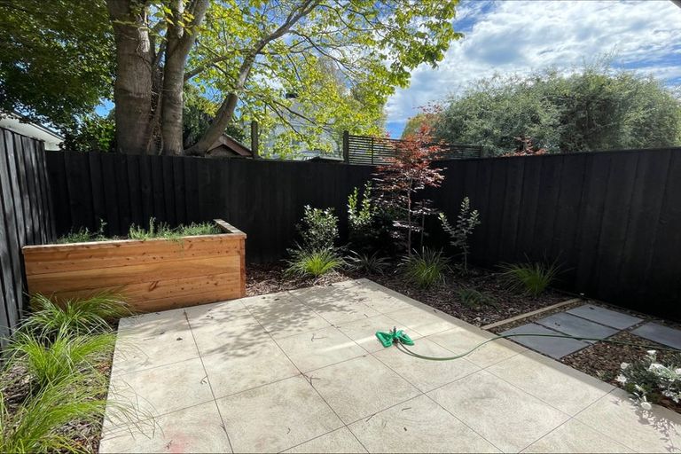 Photo of property in 1/15 Donald Place, St Albans, Christchurch, 8014