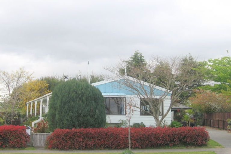 Photo of property in 2/77 Grace Crescent, Richmond Heights, Taupo, 3330