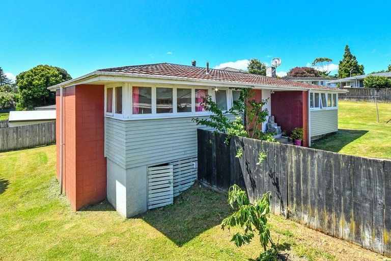 Photo of property in 27 Matai Street, Waiuku, 2123