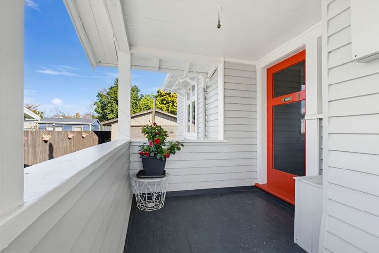 Photo of property in 12 Lyndhurst Street, Takaro, Palmerston North, 4412