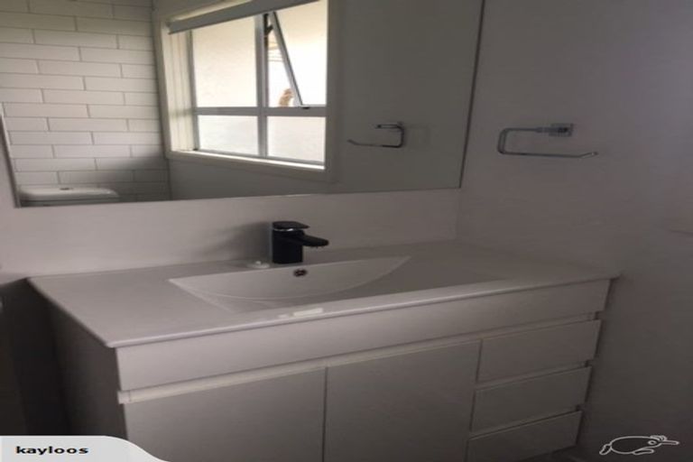 Photo of property in 120 Mountain Road, Mangere Bridge, Auckland, 2022