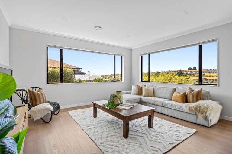 Photo of property in 3 Bella Vista Drive, Gulf Harbour, Whangaparaoa, 0930