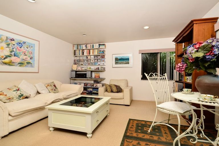 Photo of property in 6 Jelicich Court, Henderson, Auckland, 0612