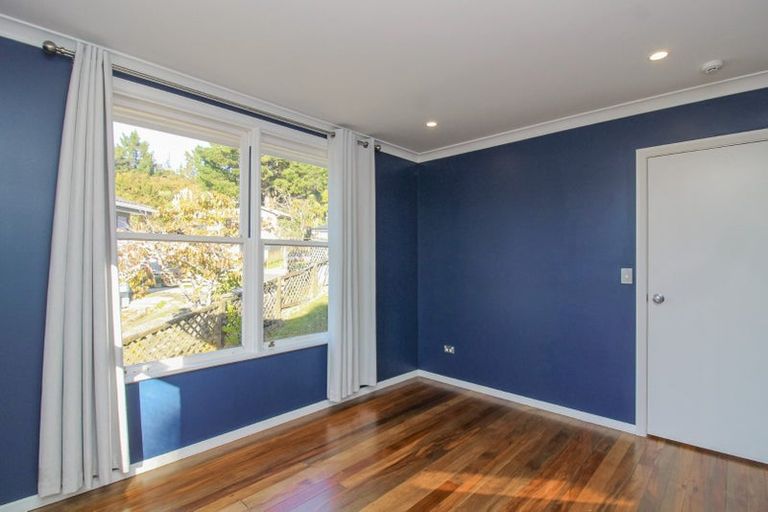 Photo of property in 12 Fenchurch Grove, Stokes Valley, Lower Hutt, 5019