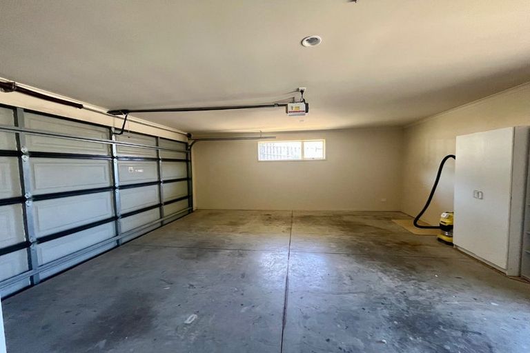 Photo of property in 11 Ascot Way, Orewa, 0931