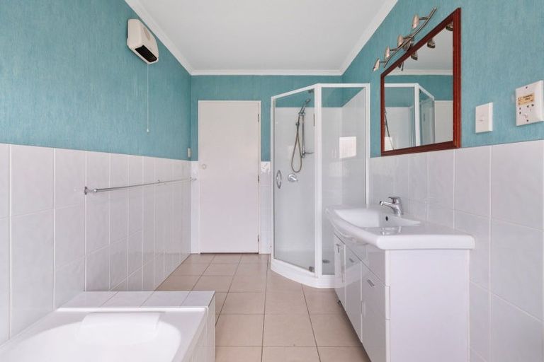 Photo of property in 24a Park Street, Foxton, 4814