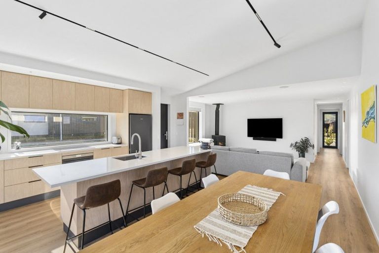 Photo of property in 22 Dunn Street, Lake Hawea, Wanaka, 9382