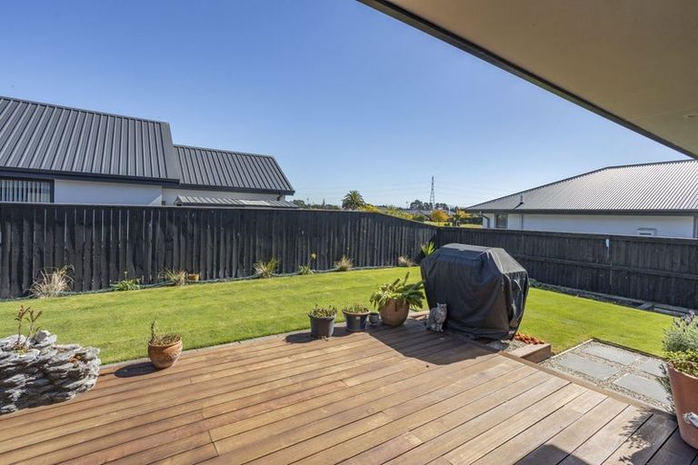 Photo of property in 7 Valour Drive, Rangiora, 7400