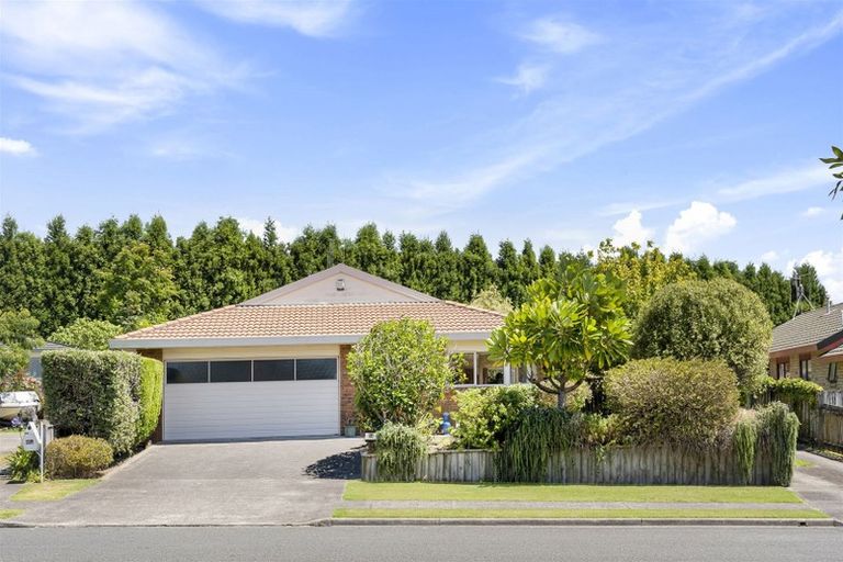 Photo of property in 84 Russley Drive, Mount Maunganui, 3116