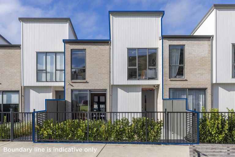 Photo of property in 6 Tokitoki Way, Kenepuru, Porirua, 5022