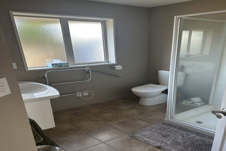 Photo of property in 18 Mistral Road, Northwood, Christchurch, 8051