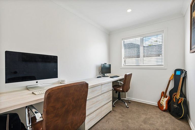 Photo of property in 22 Tai Crescent, Hobsonville, Auckland, 0616