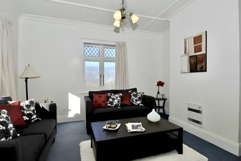 Photo of property in 79 Parkvale Road, Karori, Wellington, 6012