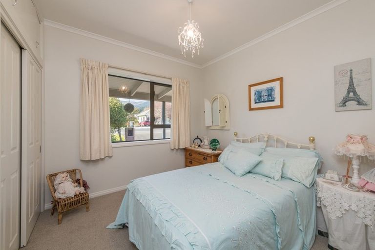 Photo of property in 466a Main Road Stoke, Stoke, Nelson, 7011