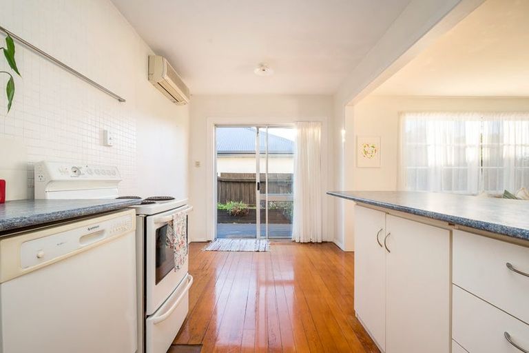 Photo of property in 7 Braemar Place, Avonside, Christchurch, 8061