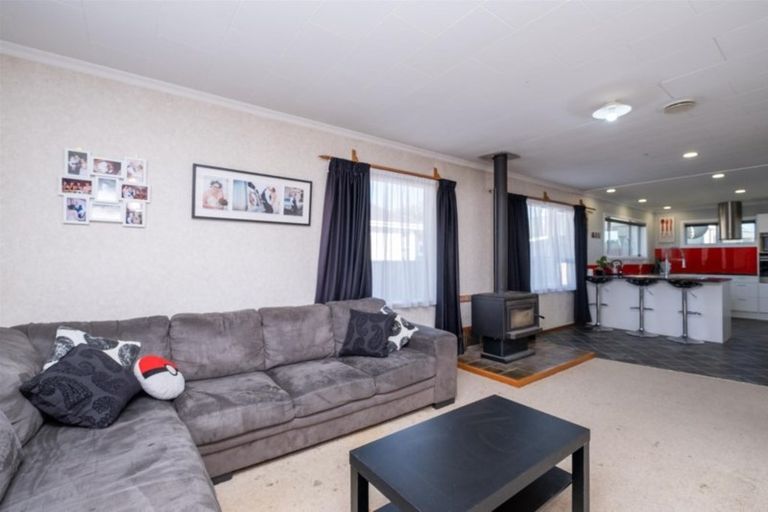 Photo of property in 8 Seyton Street, Stratford, 4332