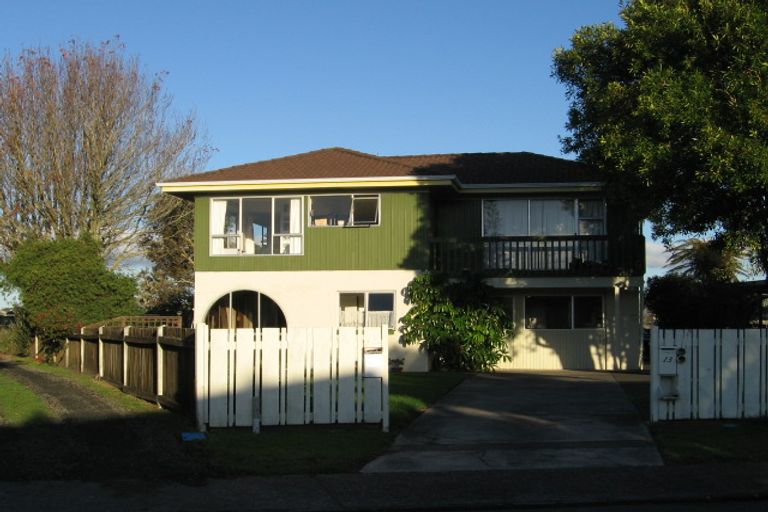Photo of property in 13 Lillian Place, Orewa, 0931
