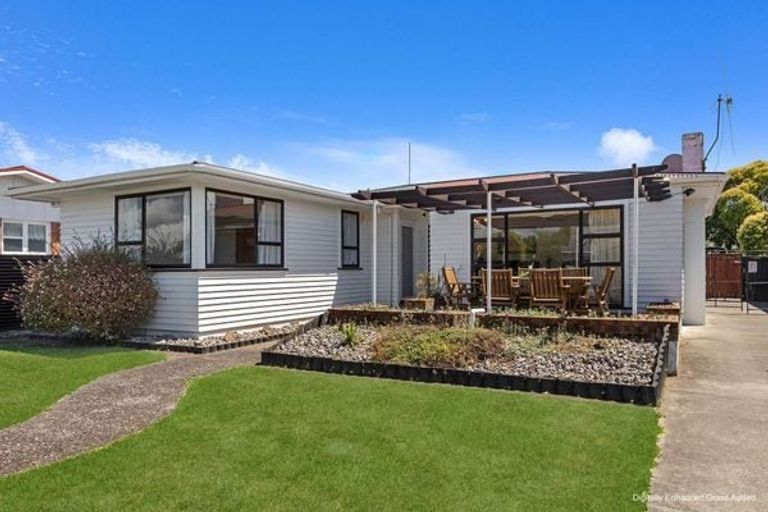 Photo of property in 76 Rugby Street, Awapuni, Palmerston North, 4412
