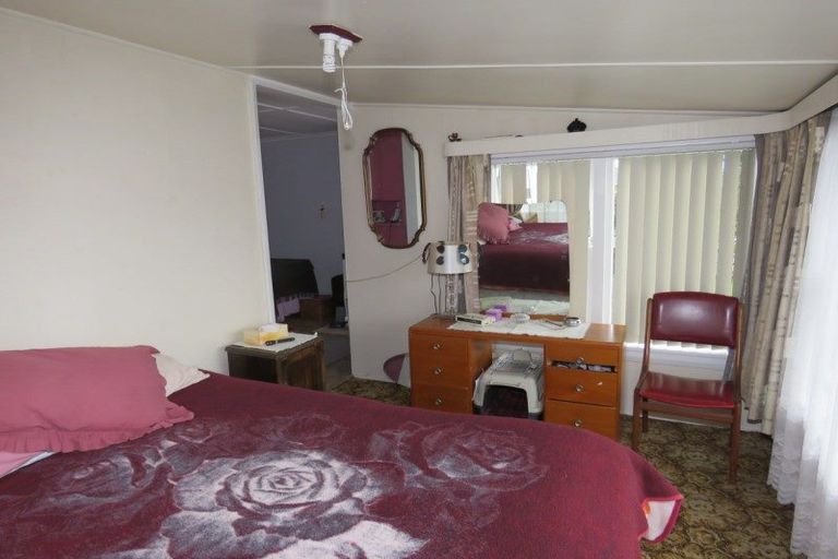 Photo of property in 153 Derby Street, Westport, 7825