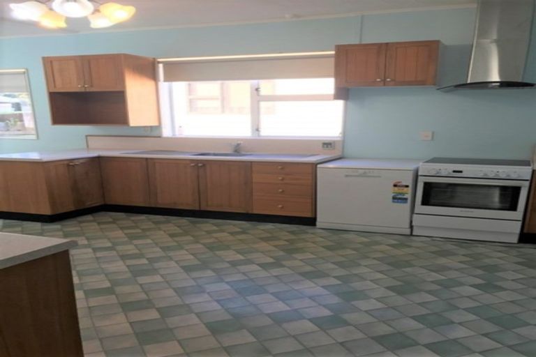 Photo of property in 8 Liverpool Street, Miramar, Wellington, 6022