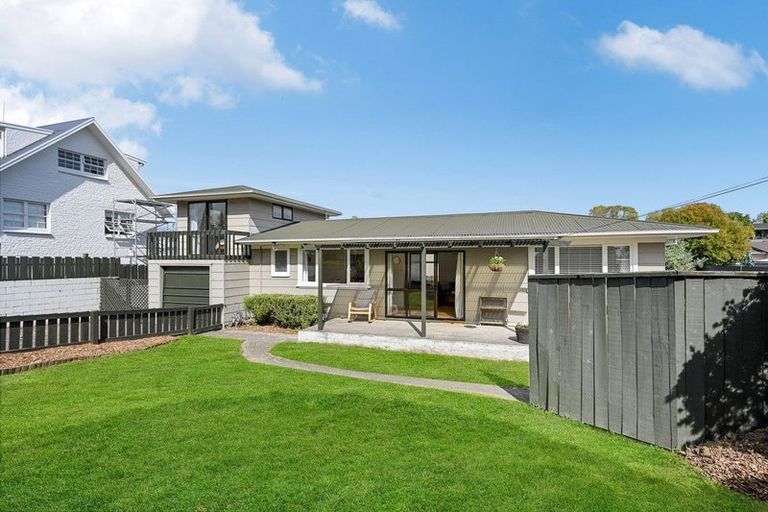 Photo of property in 86 Browning Street, Leamington, Cambridge, 3432