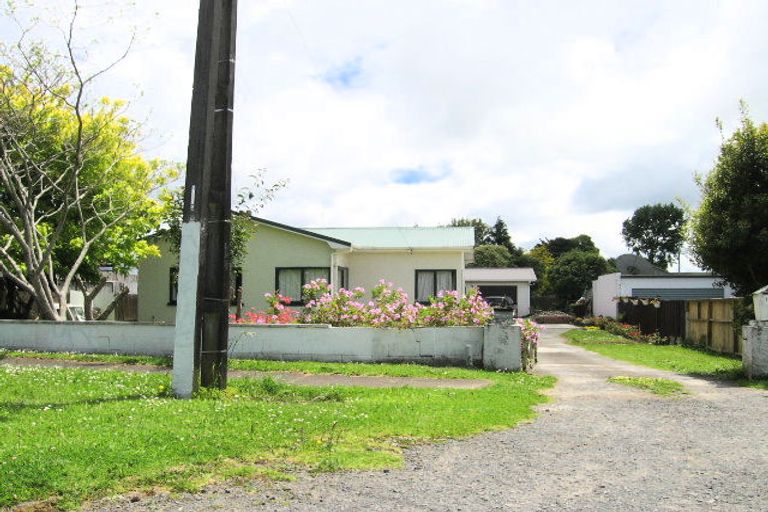 Photo of property in 14 Ashlynne Avenue, Papatoetoe, Auckland, 2025