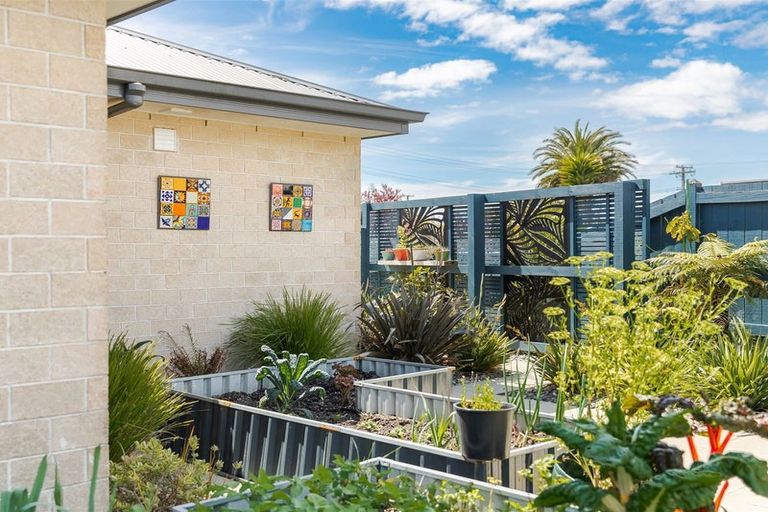 Photo of property in 34 Fonblanque Street, Westport, 7825