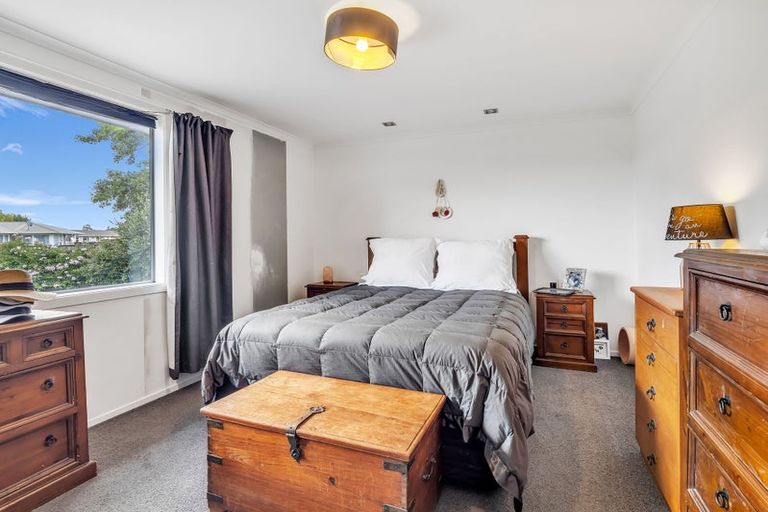 Photo of property in 61 Apollo Parade, Milson, Palmerston North, 4414