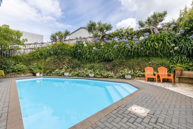 Photo of property in 233a Omata Road, Spotswood, New Plymouth, 4310