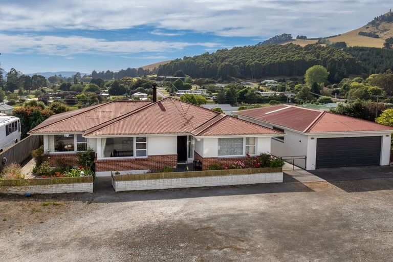 Photo of property in 70 Tiverton Street, Palmerston, 9430