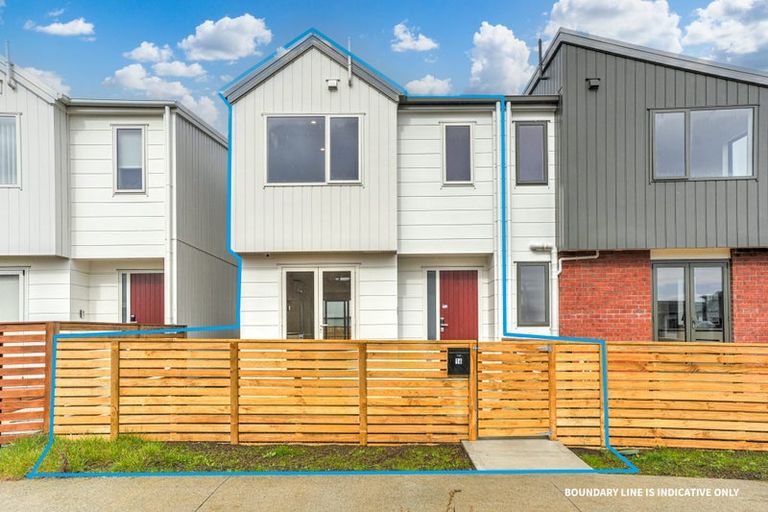 Photo of property in 16 Corporal Street, Papakura, 2110