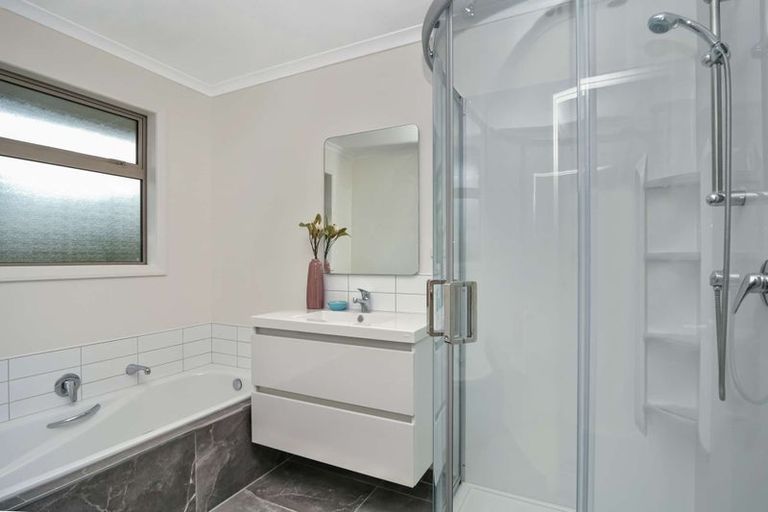 Photo of property in 118 Brougham Street, Westport, 7825