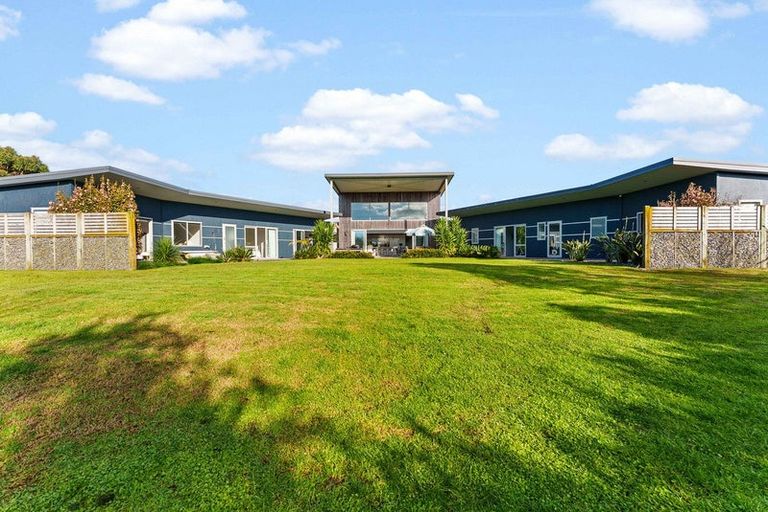 Photo of property in 68 Mcgiven Drive, Ridgewood, New Plymouth, 4371