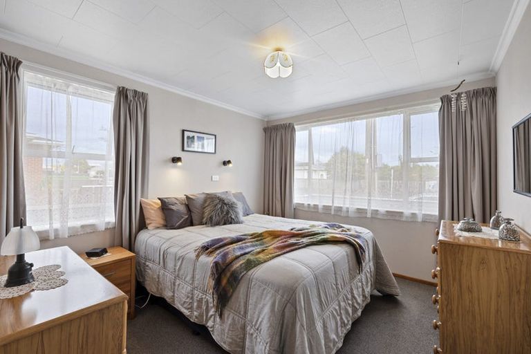 Photo of property in 1/5 Waimea Street, Westown, New Plymouth, 4310