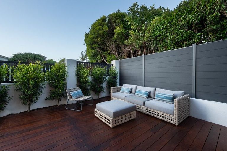 Photo of property in 12a Eric Price Avenue, Takapuna, Auckland, 0620