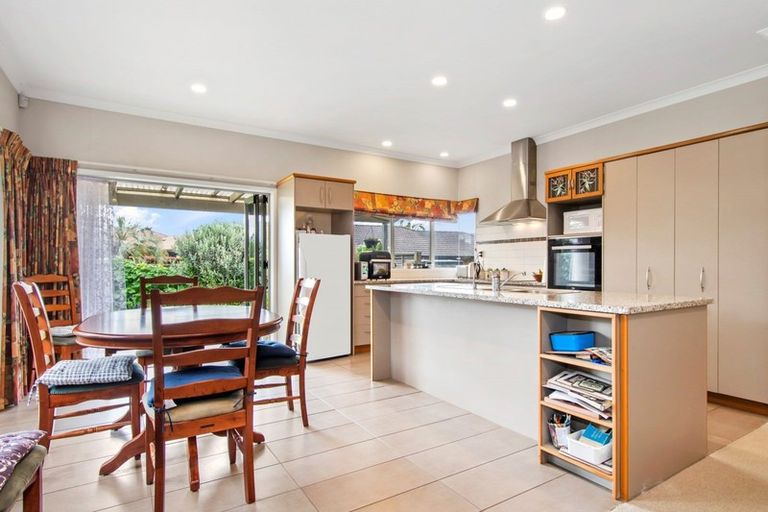Photo of property in 91 Merriman Place, Pyes Pa, Tauranga, 3112