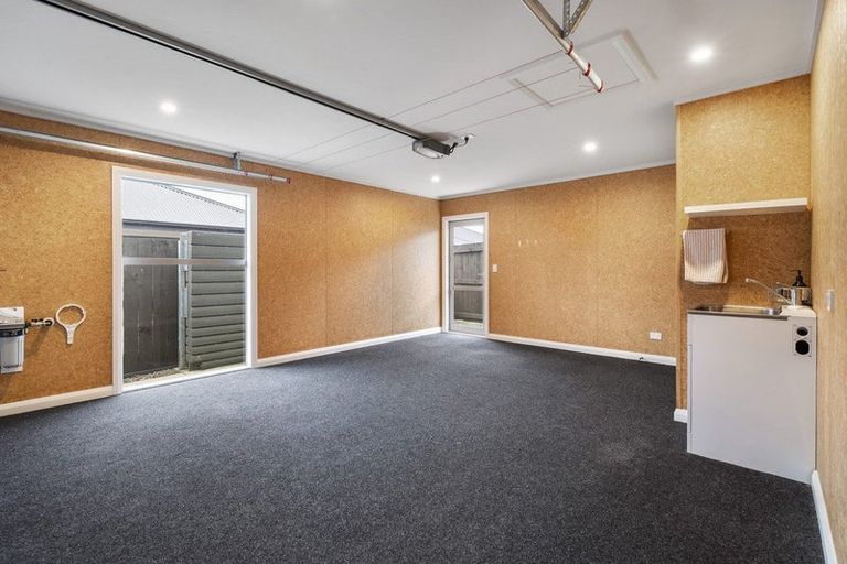 Photo of property in 2 Serenity Crescent, Kelvin Grove, Palmerston North, 4414