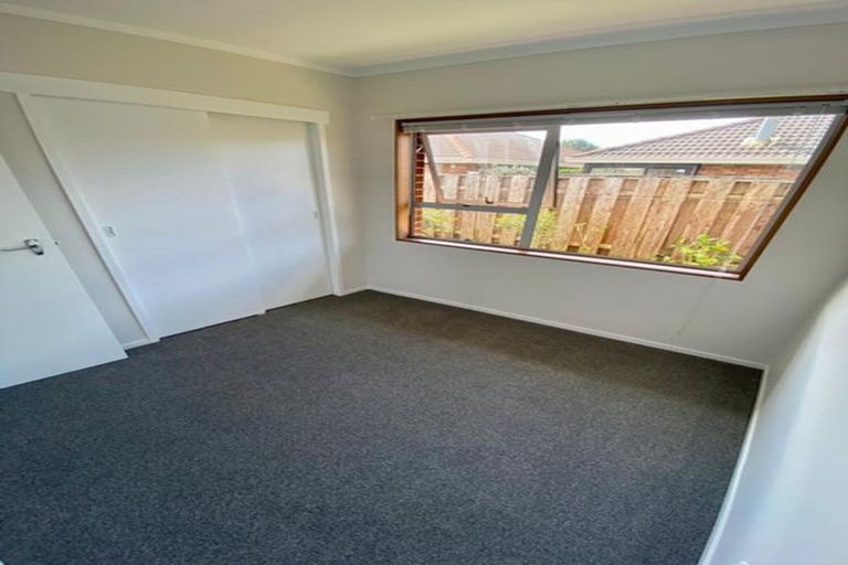 Photo of property in 11/81 Shakespeare Road, Milford, Auckland, 0620
