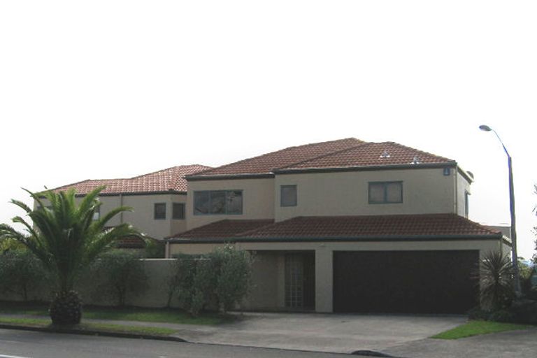 Photo of property in 2 Spinnaker Drive, Te Atatu Peninsula, Auckland, 0610